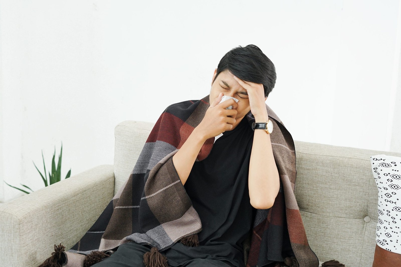 Asian,Men,Cough,And,Sneeze,Because,They,Are,Not,Feeling